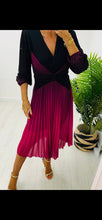 Load image into Gallery viewer, Black/ Burgandy Pleated Dress with waist feature