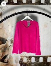 Load image into Gallery viewer, V Neck Jumper