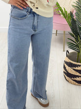 Load image into Gallery viewer, Wide Leg Jeans - Light Wash Denim