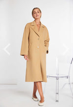Load image into Gallery viewer, Kate Cooper Camel Coat