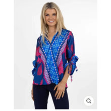 Load image into Gallery viewer, Kimono printed top- Blue/Pink
