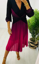 Load image into Gallery viewer, Black/ Burgandy  Pleated Dress with waist feature
