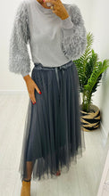 Load image into Gallery viewer, Tulle Midi Skirt
