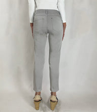Load image into Gallery viewer, Unity 3/4 Tencel Trousers Light Grey
