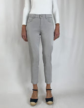 Load image into Gallery viewer, Unity 3/4 Tencel Trousers Light Grey
